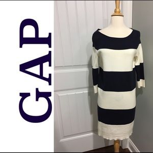 GAP Dress Medium